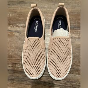 Brand new Sperry crest slip on size 7
